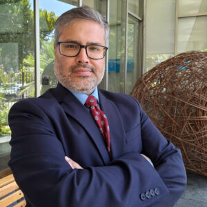 Dr. Daniel Moreno